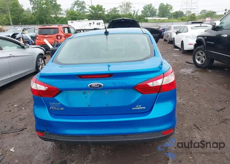 2012 Ford Focus Se z USA, uszkodzony, nr VIN 1FAHP3F23CL447469